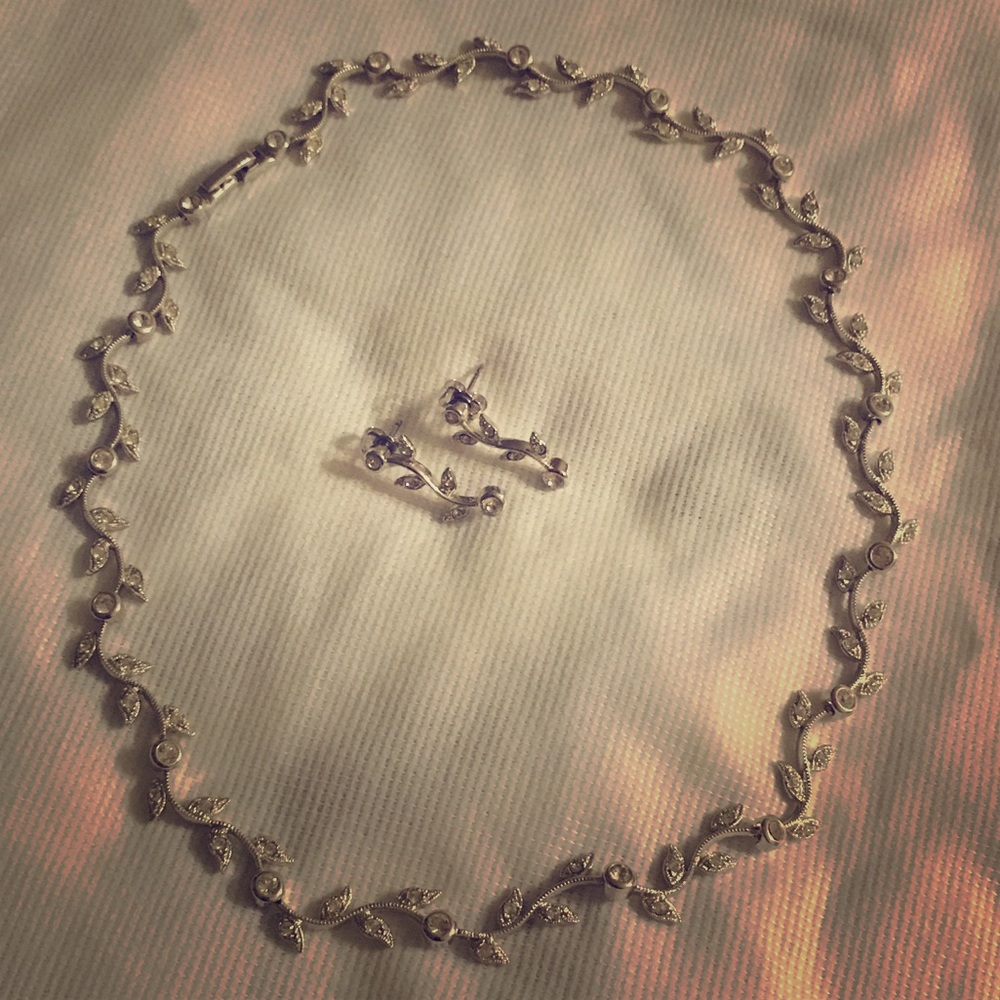 Silver Bridal Jewelry Necklace and Earrings